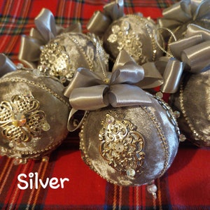 Lot de 6 boules de Noël en velours en filigrane, conçues et fabriquées à la main 8 cm de diamètre chacune image 4