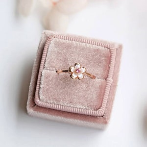 Anillo Sakura, Anillo de flor de cerezo, Chapado en oro rosa de 18 quilates, Regalo para ella, Joyería fina, Encanto de joyería