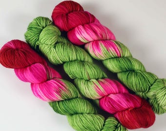 Manzana de caramelo, hilo de feria estatal, verde, rosa y rojo