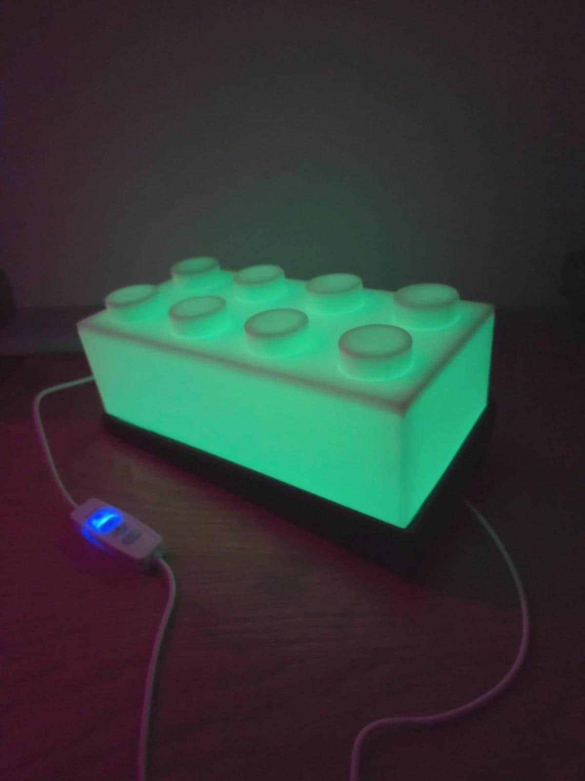 Lampe Brique LED Fluorescente – Veilleuse Geek Design Minimaliste – Déco Gaming Chambre – Lumière Ambiance Unique – Cadeau Original