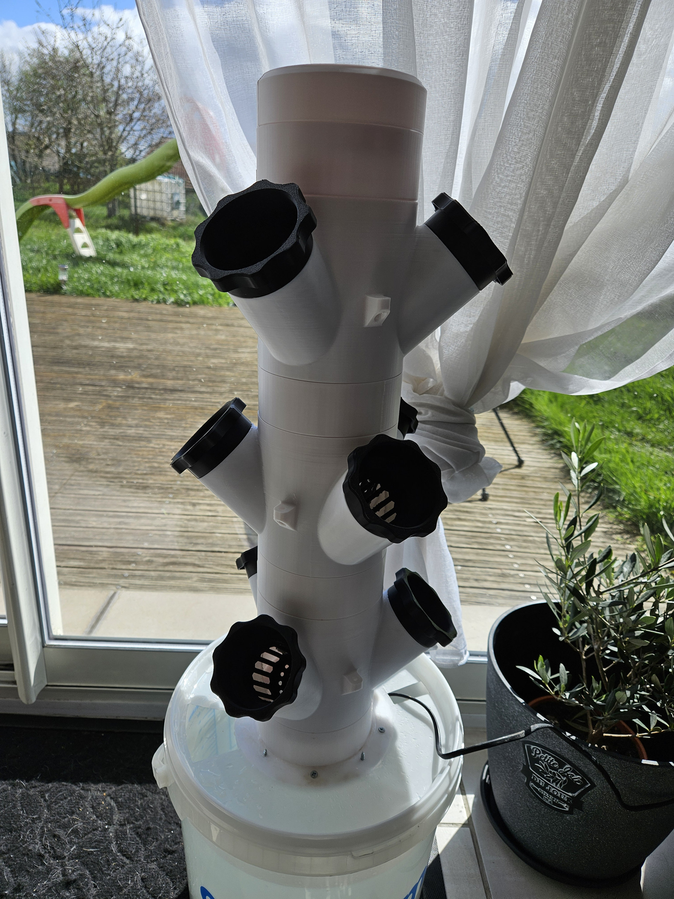 Hydroponic Tower 9 – Jardin vertical intérieur – Culture sans terre – Tour plantes aromatiques – Potager design imprimé 3D - 9+