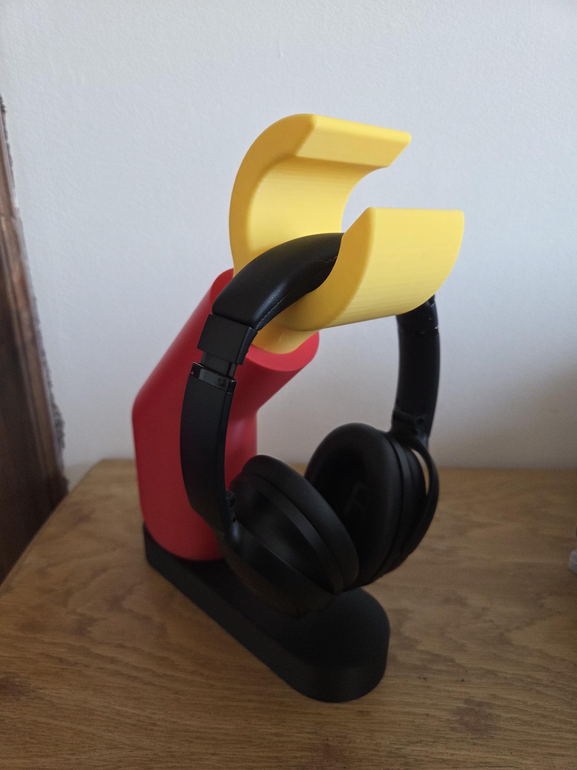 Support casque gamer original – Porte casque design main stylisée – Accessoire bureau gaming – Impression 3D