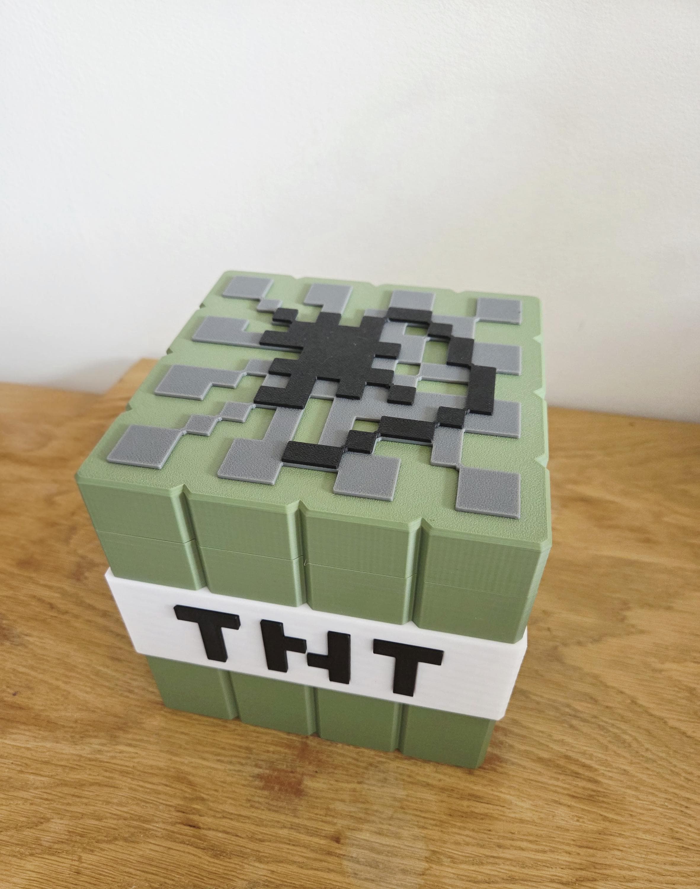 Grande boîte de rangement TNT Minecraft | Coffre trésor gamer | Déco gamer | Boîte 3D imprimée | Cadeau fan de jeux | Plusieurs couleurs