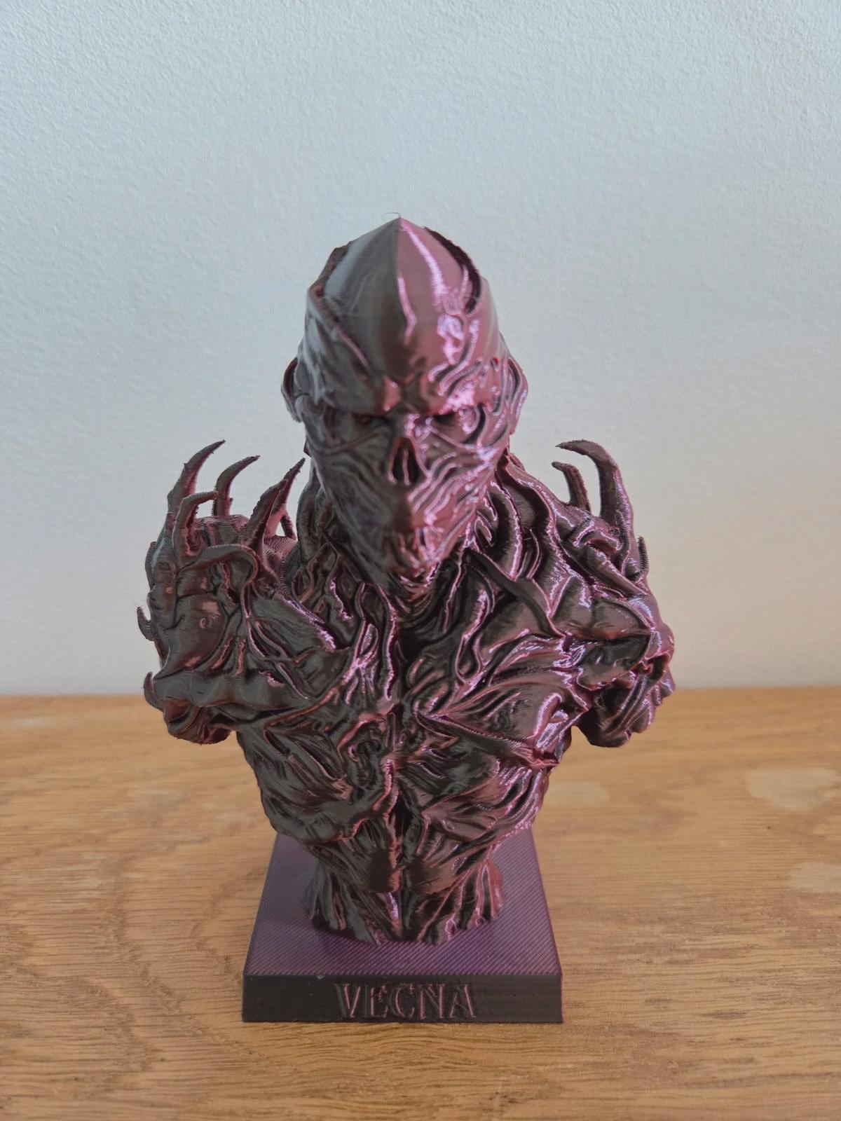 Figurine Vecna (Stranger Things) imprimée 3D | Filament dual color noir & rouge brillant | Déco geek / cadeau fan série