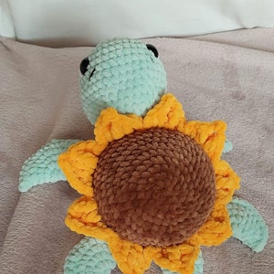 Jasmin the sunflower turtle crochet plush image 5