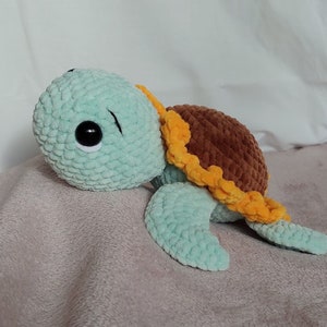 Jasmin the sunflower turtle crochet plush image 4