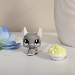 Grey Chinchilla #495 Littlest Pet Shop Authentic Hasbro LPS With