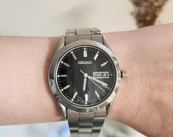 セイコー 7S26-01V0 自動巻き 21石 Seiko 5 men's automatic winding 21 stone 7S26-01V0 black
