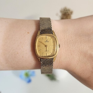 Vintage Lorus quartz japan gold tone ladies dress watch adjustable retro gift for her women rectangle analog Wristwatch Classy Chic Jewelry