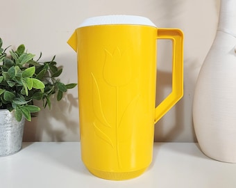 Brocca per succo di brocca di plastica in plastica vintage con tulipano giallo vintage, decorazione da cucina vintage