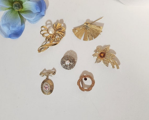 Broche Vintage Couleur Or Avec Hématite - Bijou Ancien Pour Collection Ou Porté