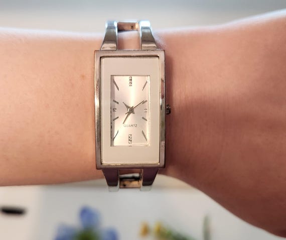 Beautiful Women's Rectangular Silver Crystal Hing… - image 2