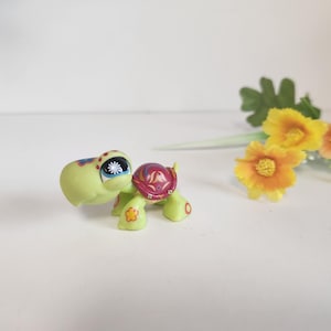 Littlest Pet Shop Tartaruga #1009 - Cartolina con motivo floreale Boho a forma di fiore - Giocattolo vintage da collezione LPS per bambini - Regalo di compleanno per figlia e figlia