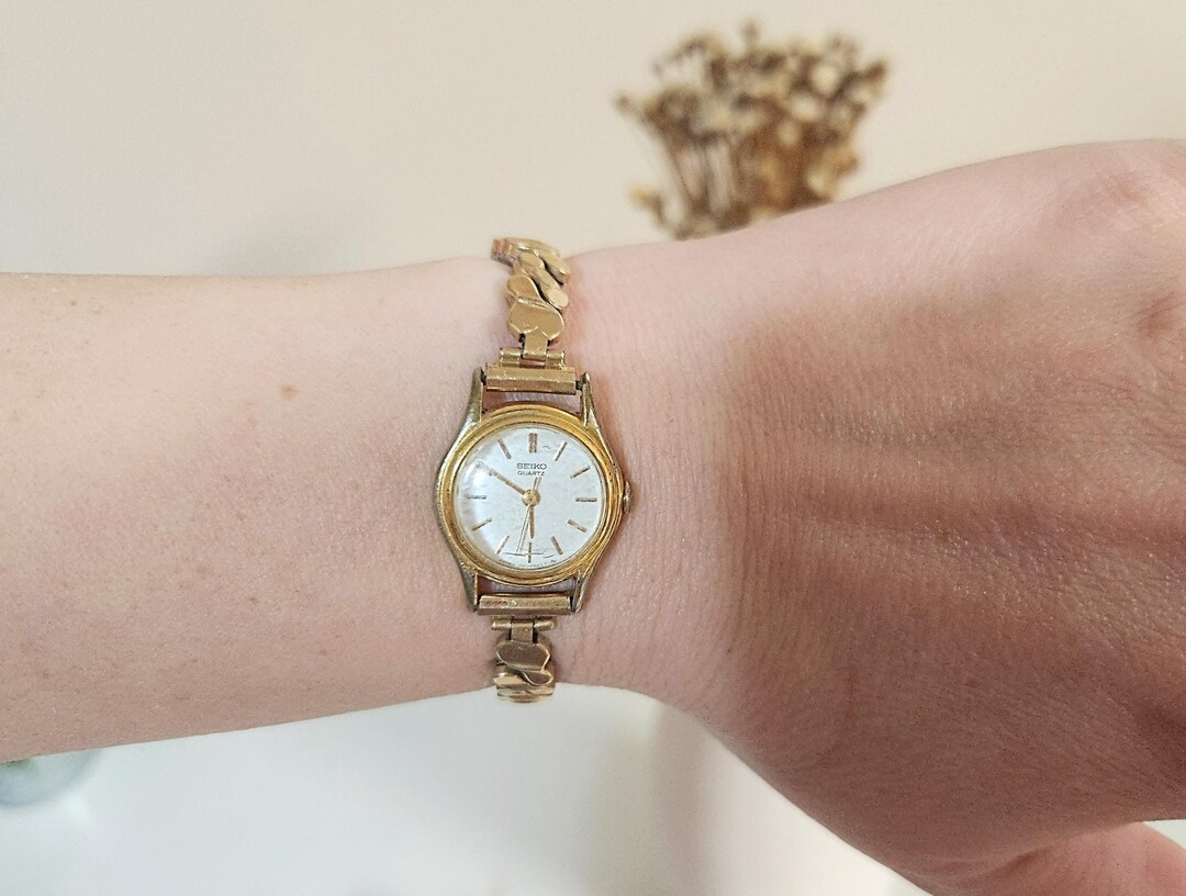 Vintage Seiko Womens Stretch Watch Vintage SEIKO Women Watch 11-0509 Stretch Band Gold Tone  main image 2
