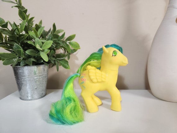 MILK X SODA TWINKLE UNICORN HAIR CLIP SILVER MILK X SODA TWINKLE UNICORN HAIR CLIP SILVER