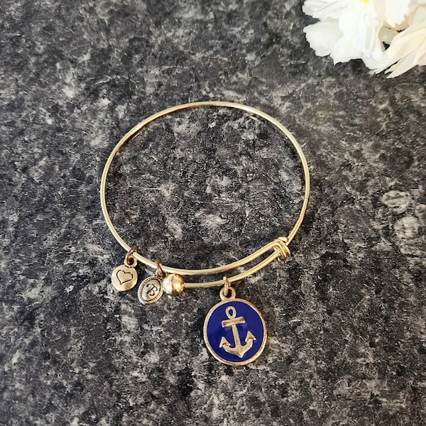 BELLA PERLINA Gold Charm Bracelet Nautical Bangle Anchor