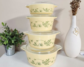 PYREX Shenandoah Wintergreen Casserole Baking dish set w glass lids - MINT CONDITION cinderella Milk glass Vintage 471 473 474 and 475 1980s