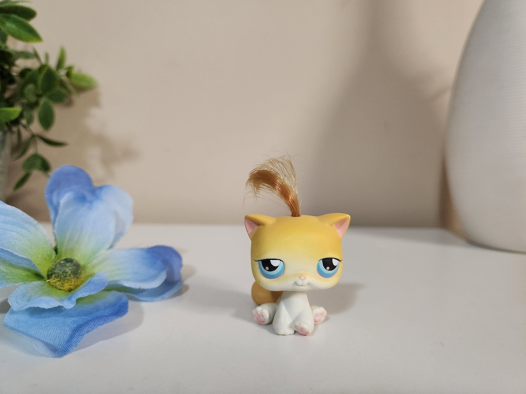 Littlest Pet Shop Cat #42 “real” Hair Tan and White W/ Blue Eyes LPS  Authentic Hasbro Figure - Etsy, image size:1080x810