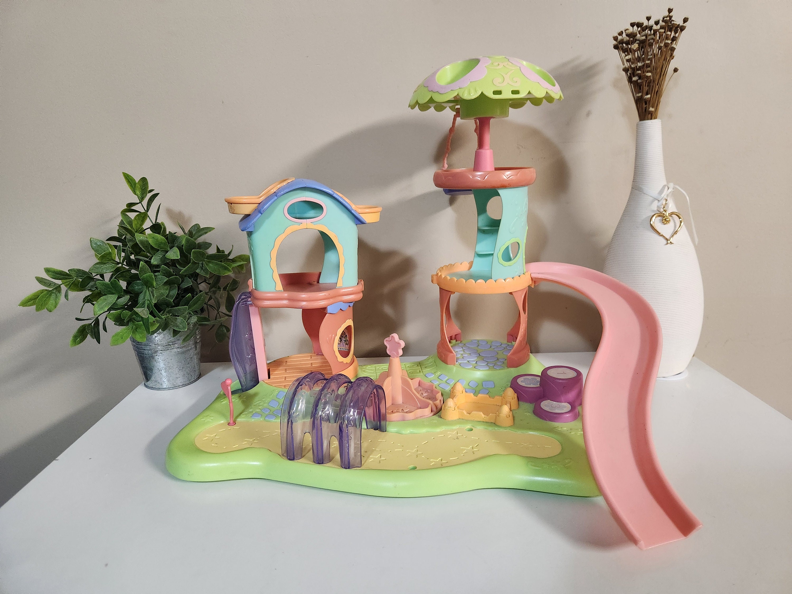 Littlest Pet Shop Whirl Around Playground Playset House Vintage Hasbro LPS  - Etsy, image size:3000x2250