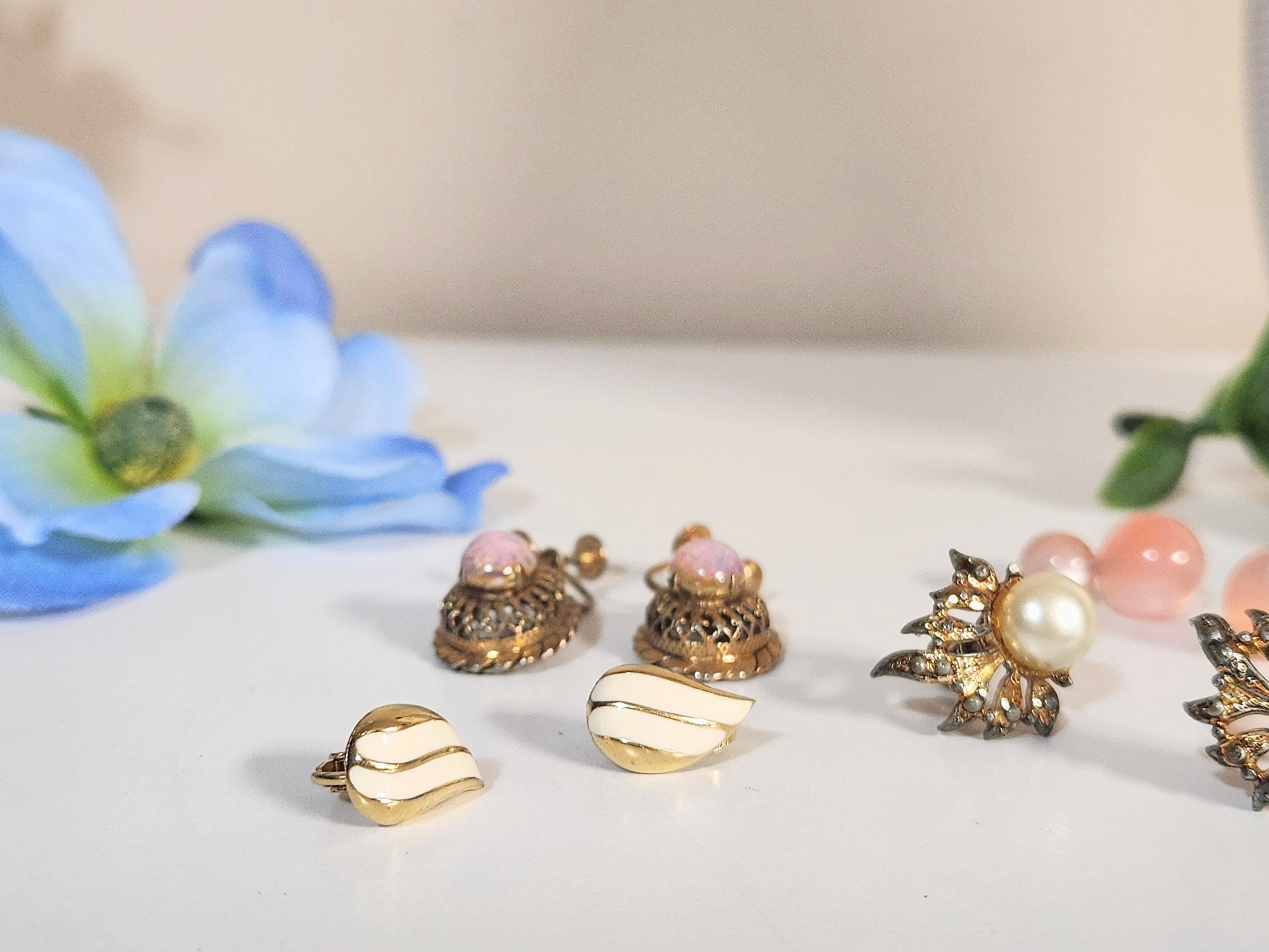 Chantecler / Enchantè / orecchini / oro rosa, diamanti, madreperla e cristallo di rocca Chantecler / Enchantè / orecchini / oro rosa, diamanti, madreperla e cristallo di rocca