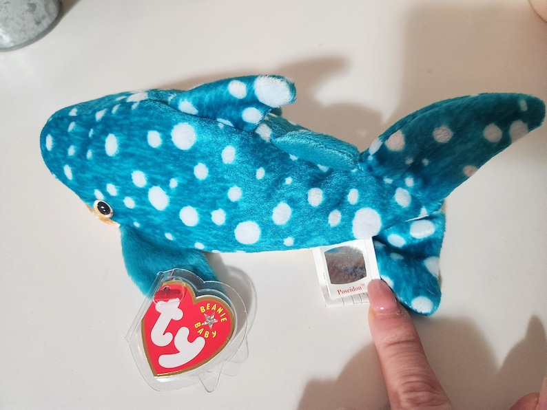 Ty Beanie Baby Poséidon le requin-baleine 7 pouces image 4