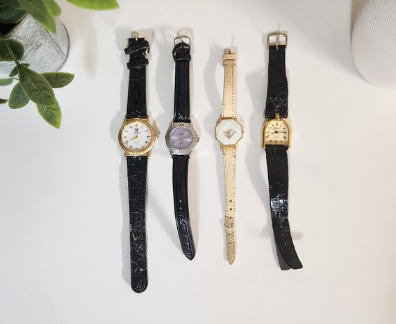 VINTAGE WATCHES SET OF 4 ✨? Pretty circa 1990 main image 3