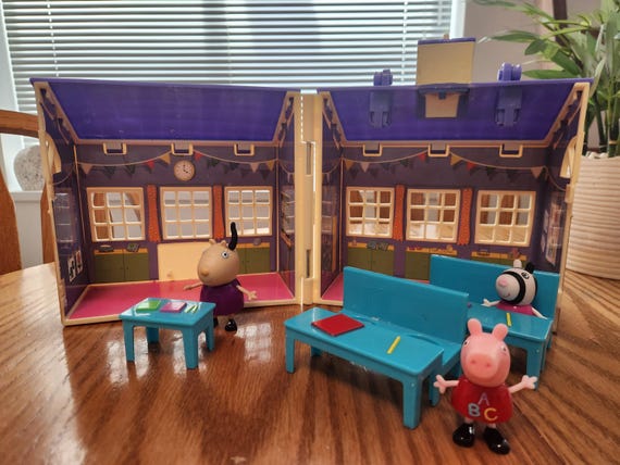 Peppa Pig Wooden House, Babies & Kids, Baby Nursery & Kids Furniture