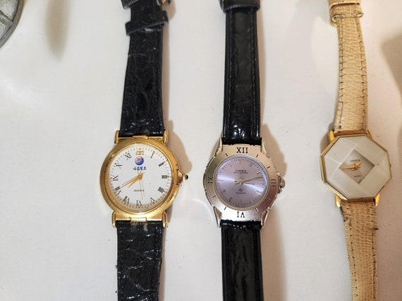 Set of 4 Vintage Watches - Etsy Israel display picture 2