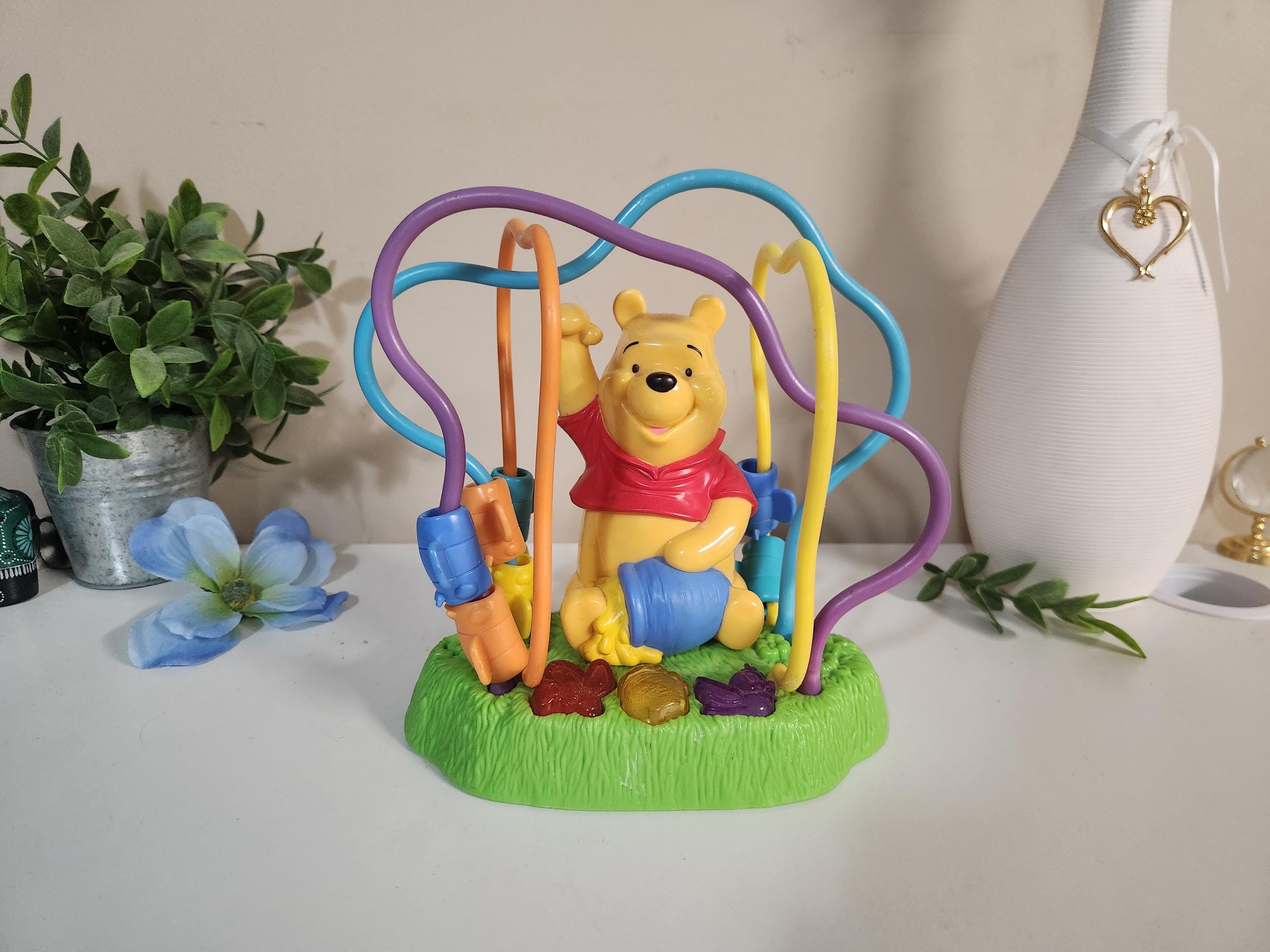 Vintage Electronic Winnie the Pooh Bee Bead Maze Mattel Disney