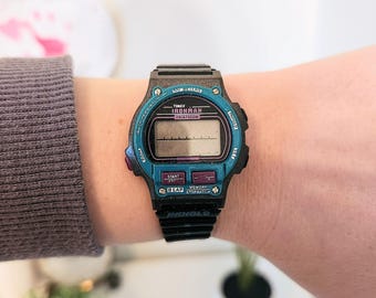 Vtg Women Timex Ironman Triathlon Quartz 32mm WR 8 Lap