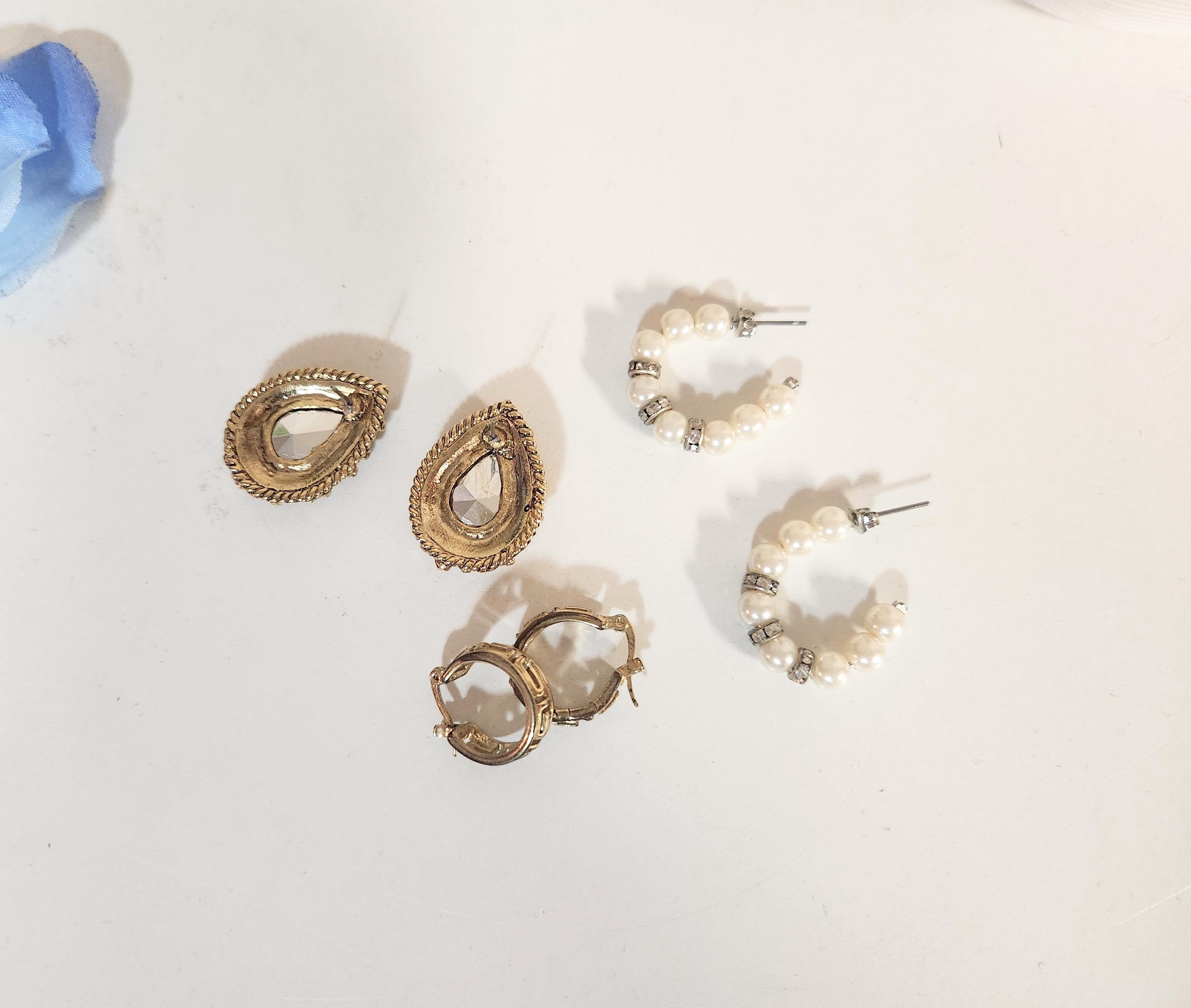 Pearl Hoop Earrings, Yellow Gold-tone Hinged Hoop Earrings