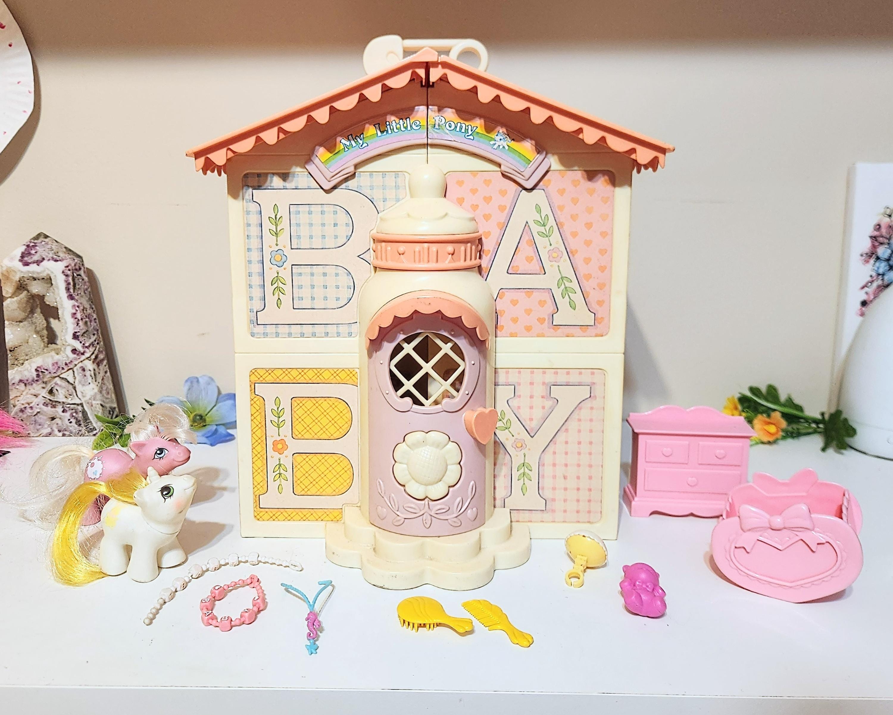 Pony's House Vintage 1985 My Little Pony Lullaby Nursery Play House W Ponies