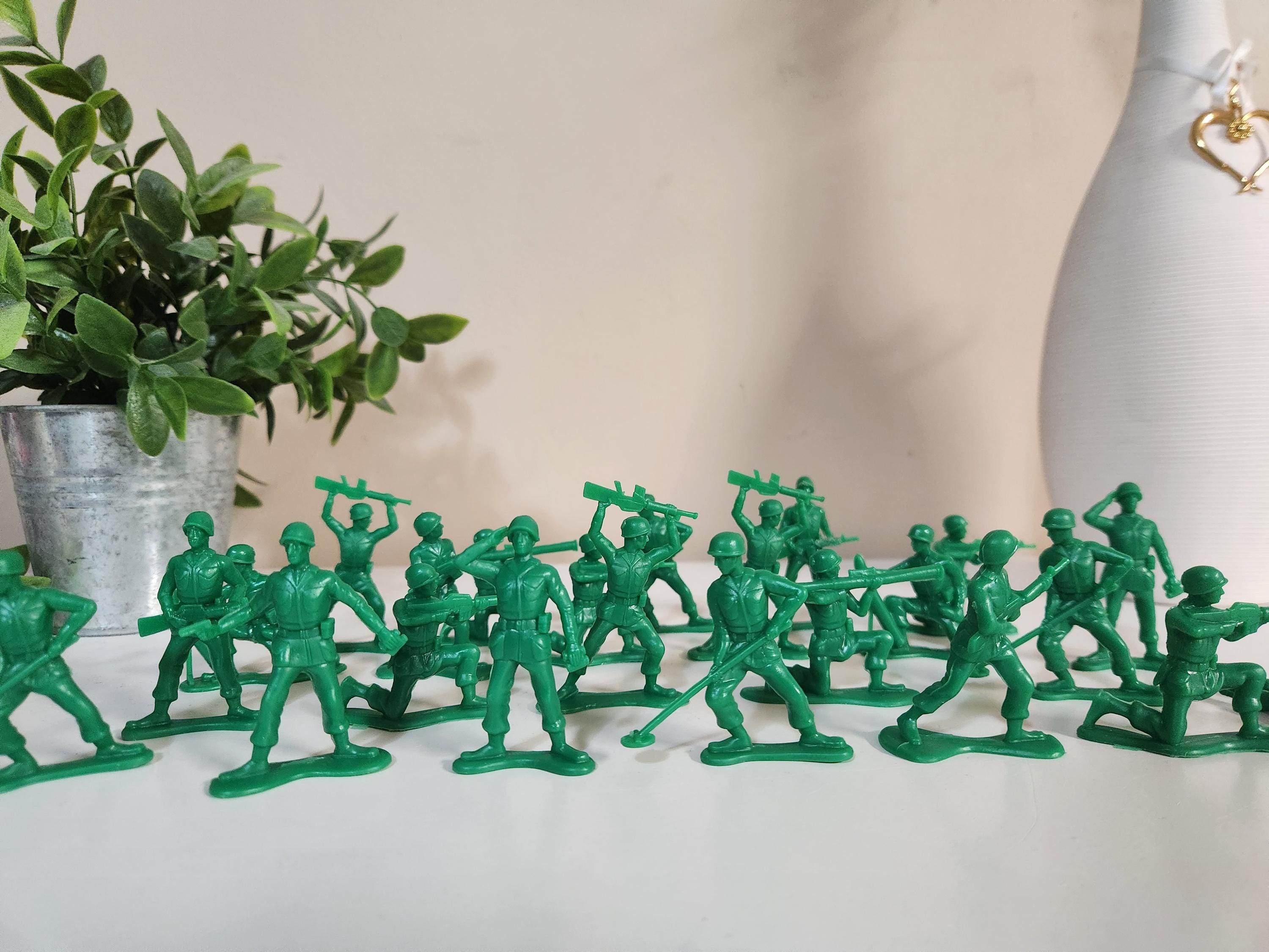 mK223b [人気] メディコムトイ VCD グリーンアーミーメン ⁄ トイ