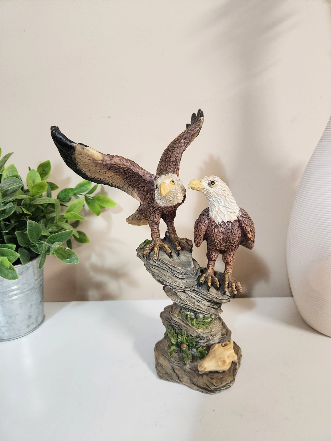 大型ヴィンテージ白頭鷲の像/置物 9インチ - 鷲の装飾 - 降りてくる