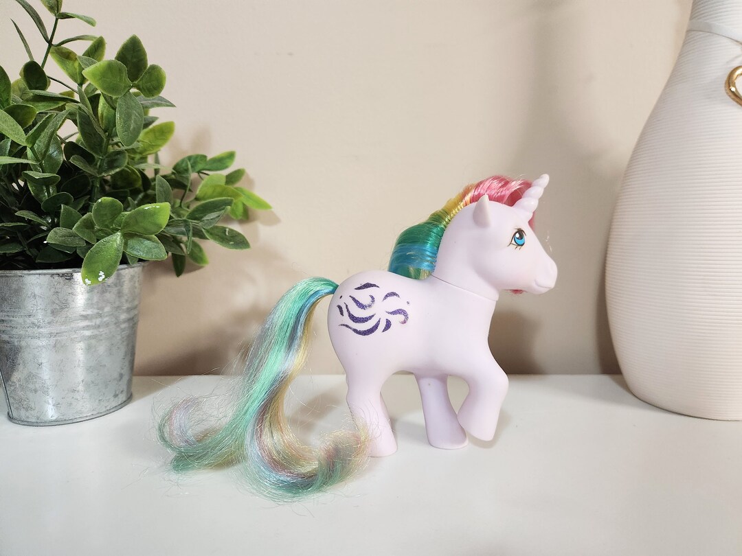 Vintage 1983 G1 My Little Pony Unicorn Windy Rainbow Ponies Glitter ...