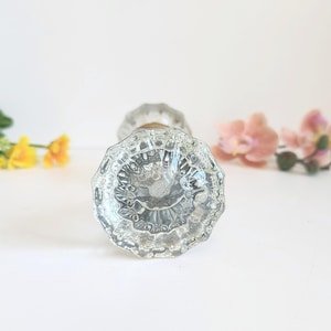 Bellissimo pomello antico in cristallo trasparente/ottone - Set di pomelli/maniglie vittoriani vintage a 12 punte - Ferramenta per porte sfaccettata architettonica degli anni '20