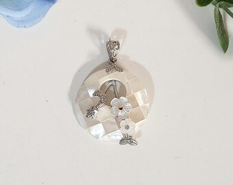 Boucles d'oreilles femme scooter acier doré pierre de lune - pendantes Boucles d'oreilles femme scooter acier doré pierre de lune - pendantes