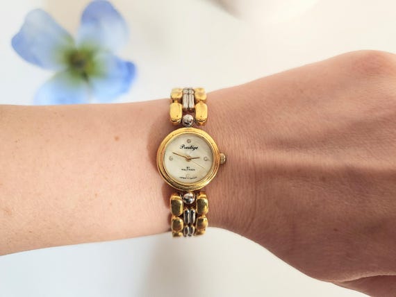 Vintage Prestige by Waltham Gold-silver Dual-tone Ladies  display picture 1