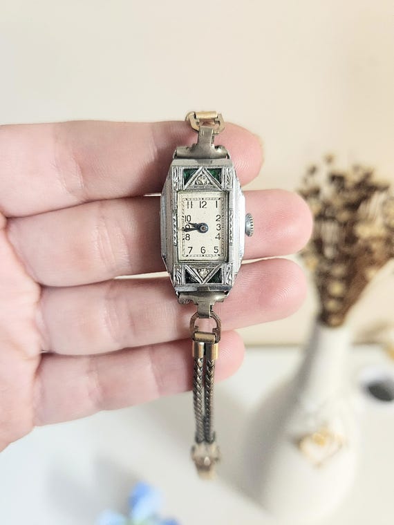 12K Gold Art Deco Mechanical Wristwatch WORKING Ladies  display picture 3
