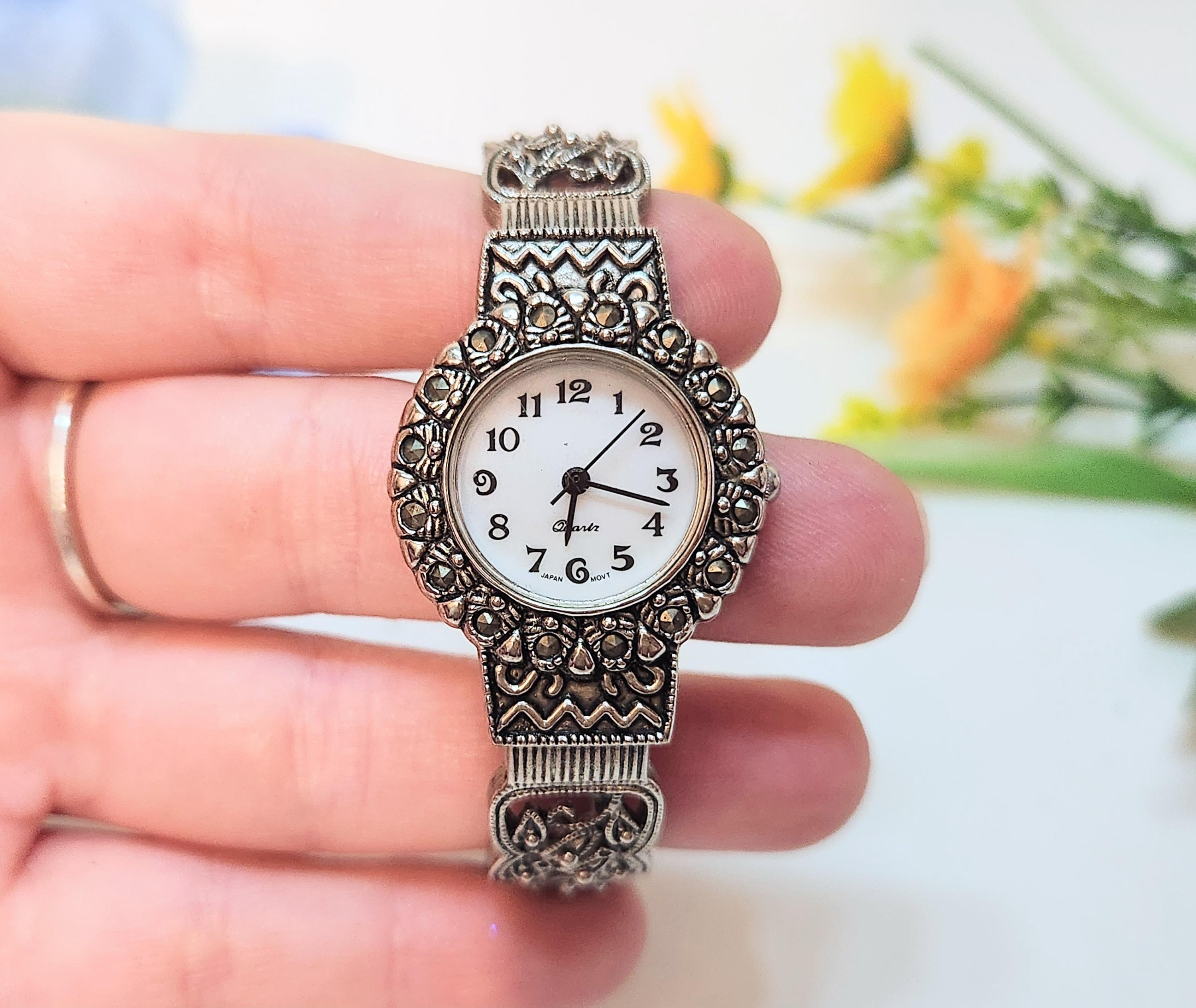 Montre Femme Avon à Quartz Verte - Neuve En Boîte - Élégante Et Tendance
