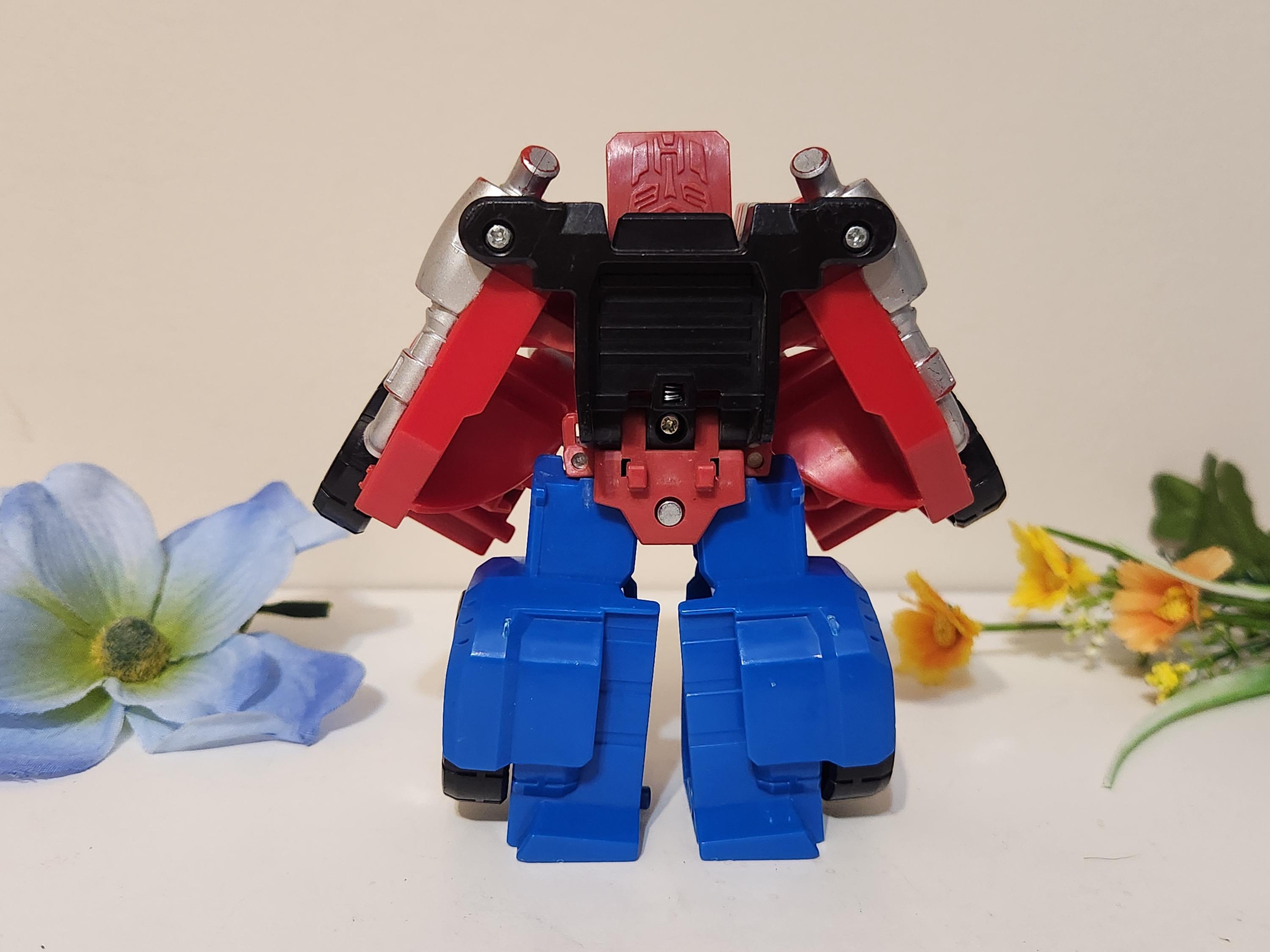 Transformers Rescue Bots Academy Bumblebee Juguete Transformable De