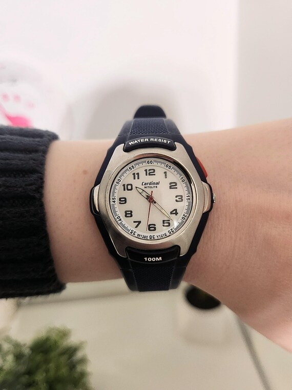 Montre-bracelet Suisse Active Résistante à L'eau - Neuve Sans étiquette