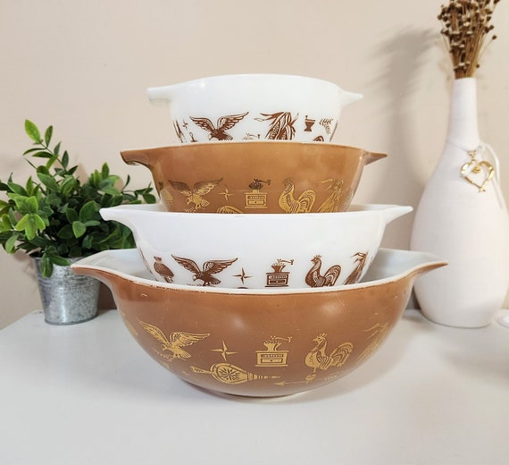 Vintage Pyrex Early American Full Cinderella Mixing Bowl Set of 4
