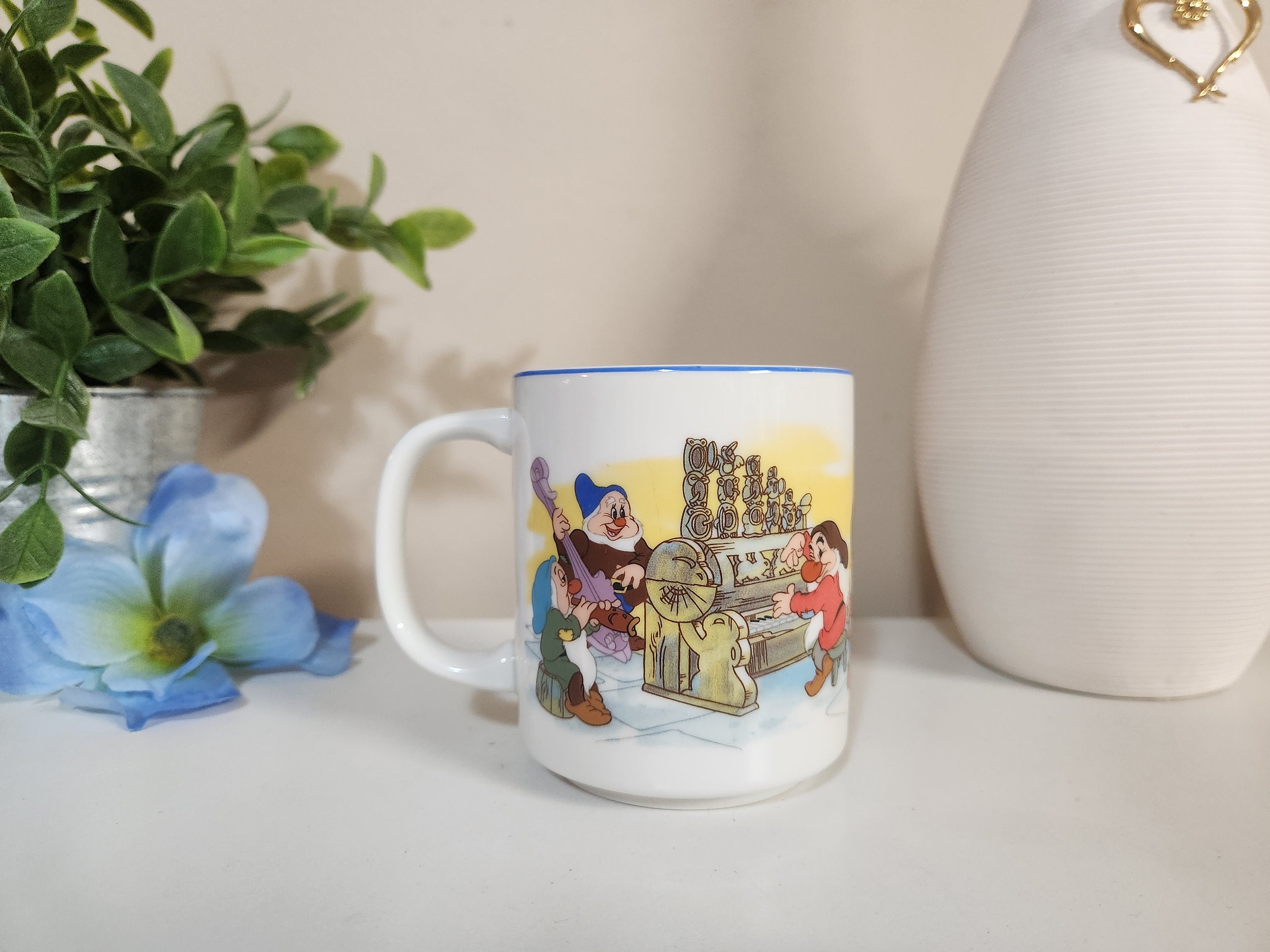 Vintage Walt Disney Disneyland Mug Set of 4 Made in Japan