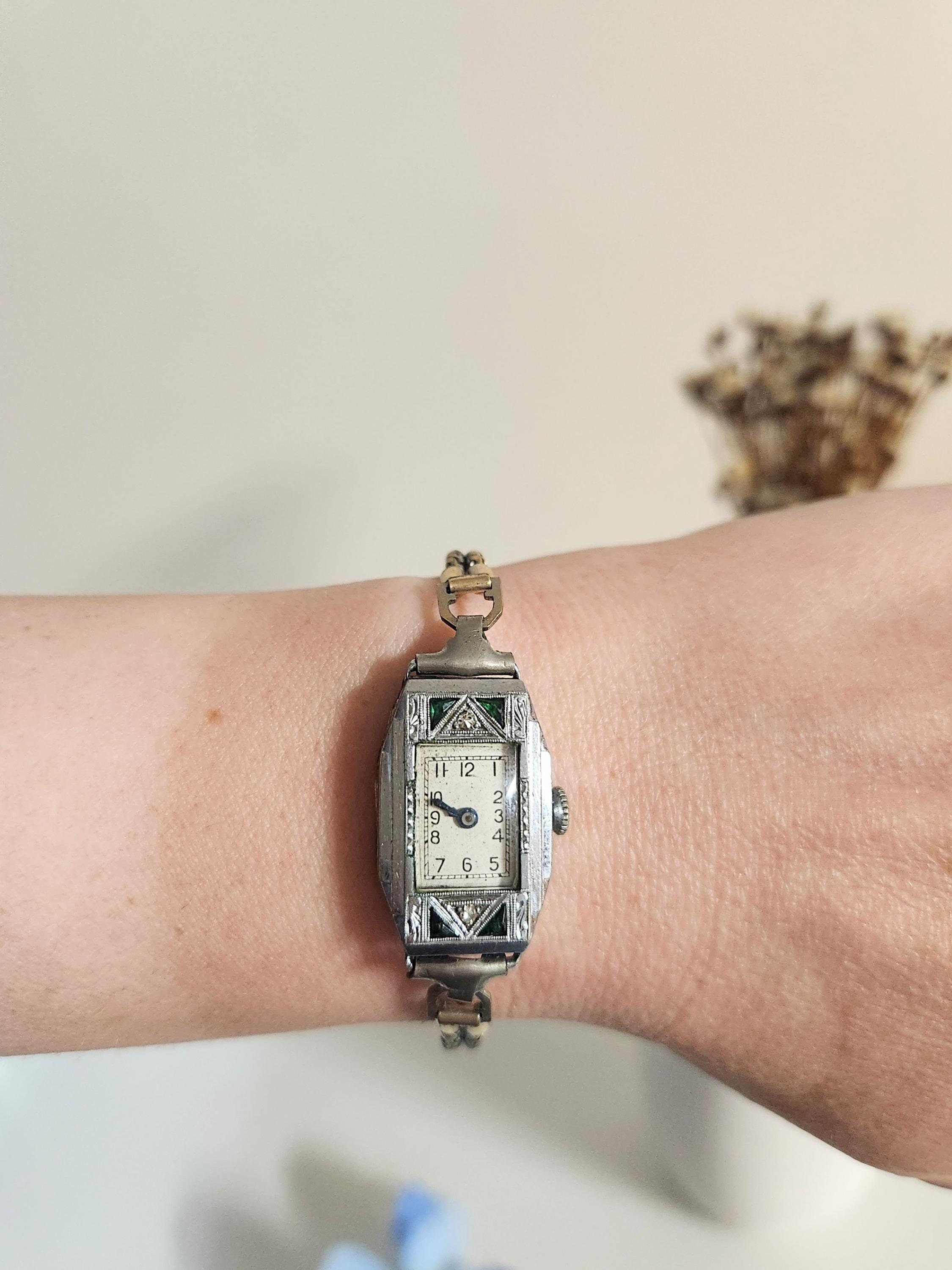 12K Gold Art Deco Mechanical Wristwatch WORKING Ladies  display picture 2