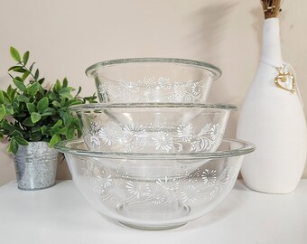 Pyrex Clear Colonial Mist Nesting Bowls - Vintage Pyrex Mixing Bowl Set of 3