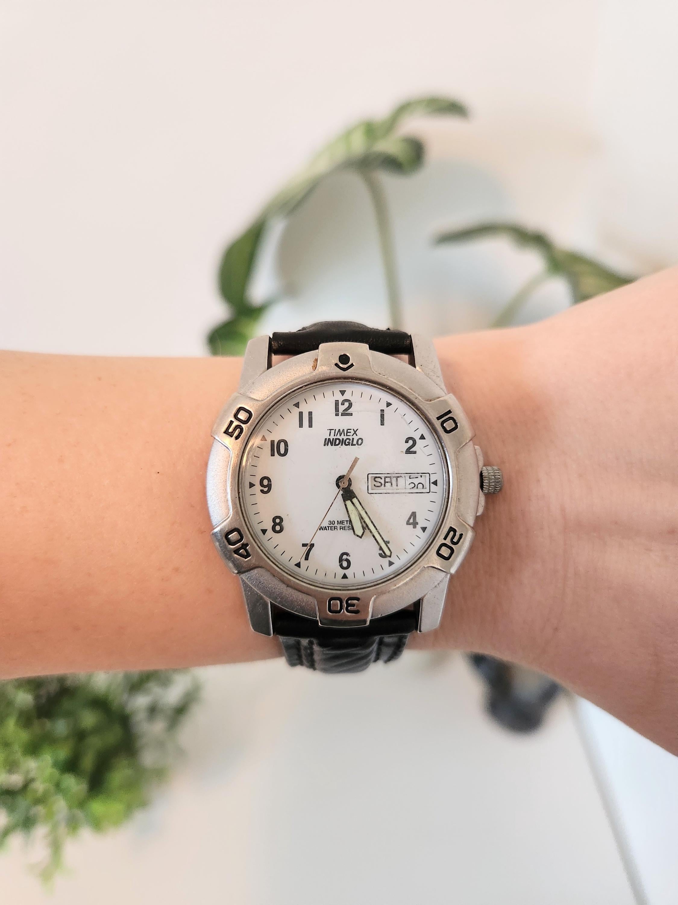 Montre indiglo Canada