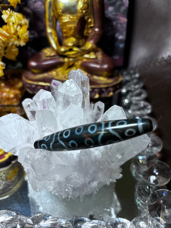 Dzi Bead 25 Eyes.The Dzi with 25 eyes is suitable… - image 6