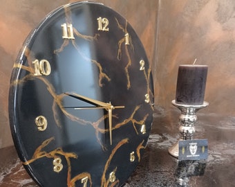 Unikat Wanduhr in Farbe Schwarz-Gold und Kupfer, Große Wanduhr, passende Wanddeko für Ihr Wohnzimmer, Esszimmer moderne Epoxidharz Wanduhr