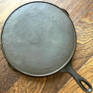 Antique No. 8 Unknown Maker Cast Iron Skillet - Restored and Ready to Use!!